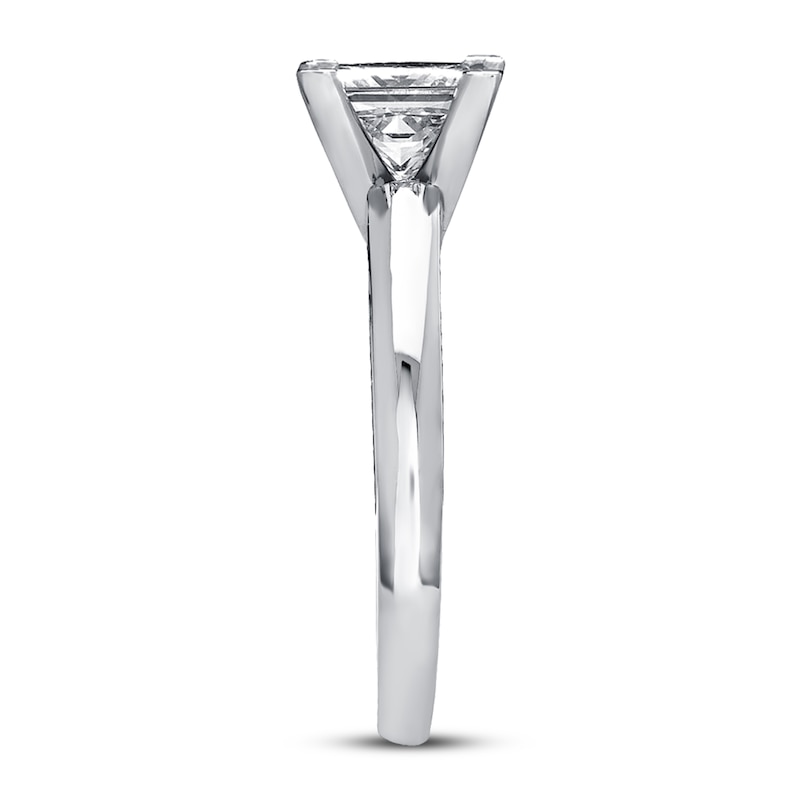 THE LEO Diamond Ring 2 Carat Princess-cut 14K White Gold