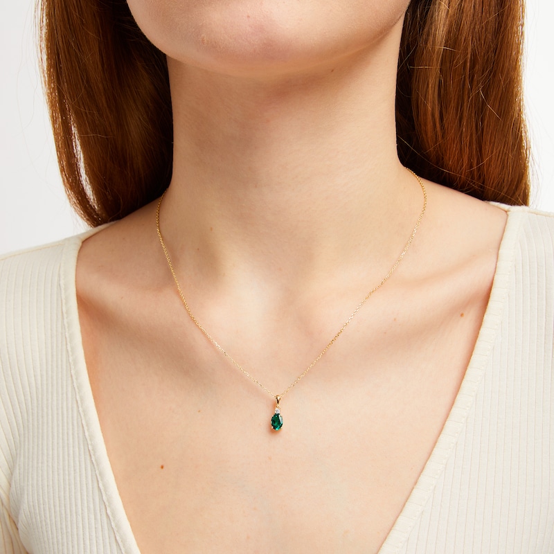 Oval-Cut Lab-Created Emerald & Diamond Necklace 1/20 ct tw 10K Yellow Gold