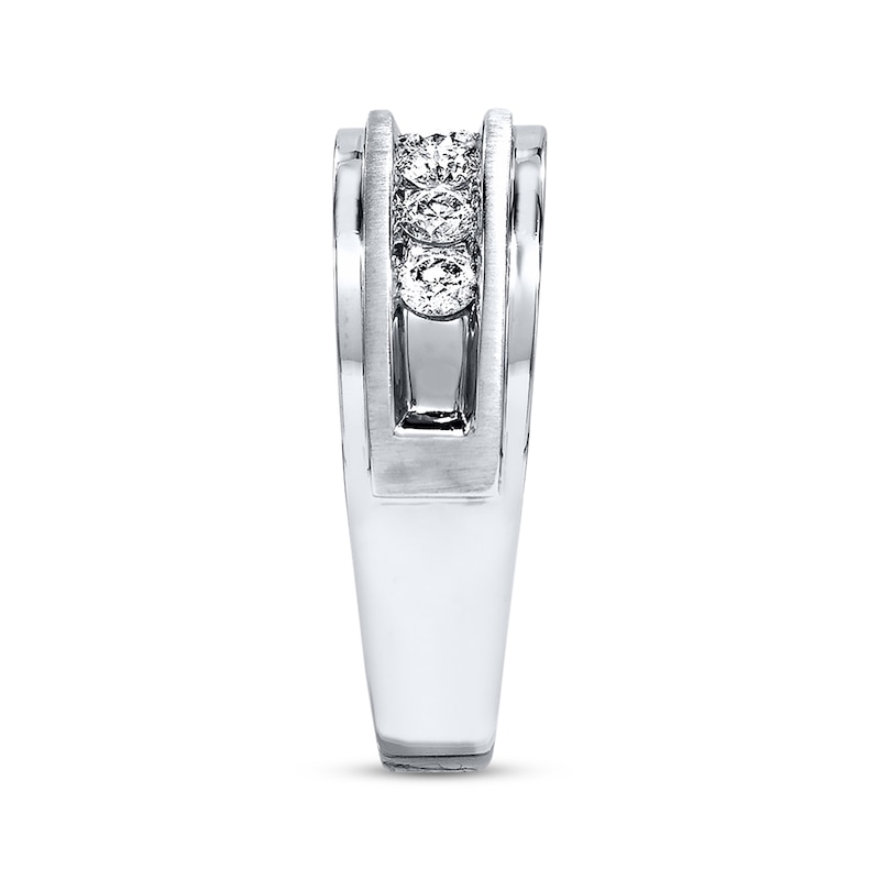 Main Image 2 of Men's Diamond Band 1/2 ct tw Round-cut 10K White Gold