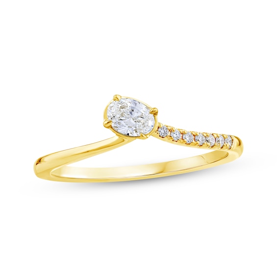Oval-Cut Lab-Grown Diamond Tilted Fashion Ring 1/4 ct tw 10K Yellow Gold