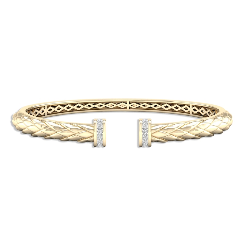 Diamond Quilted Cuff Bangle Bracelet 1/3 ct tw Round-cut 10K Yellow Gold