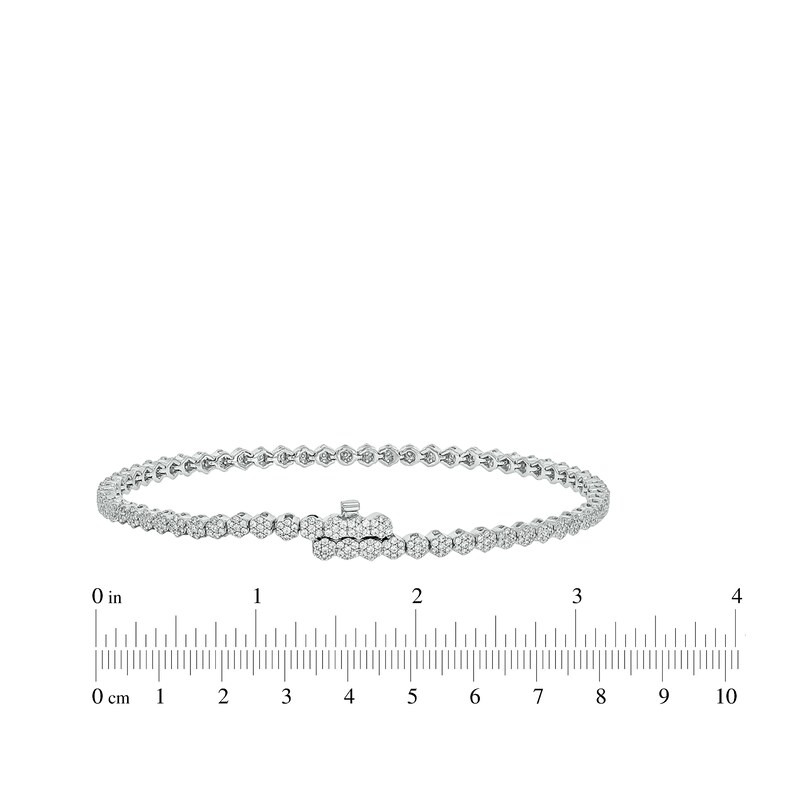 Multi-Diamond Flower Link Bracelet with Magnetic Clasp 1-1/2 ct tw 10K White Gold 7"