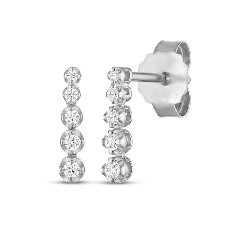 Main Image 1 of Rocksbox The Daphne Lab-Grown Diamond Graduated Drop Earrings 1/10 ct tw Sterling Silver