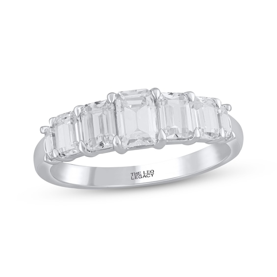 THE LEO Legacy Lab-Grown Diamond Emerald-Cut Graduated Anniversary Ring 1-3/4 ct tw 14K White Gold