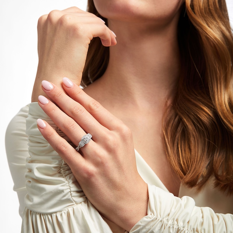 Main Image 4 of THE LEO Legacy Lab-Grown Diamond Princess & Round-Cut Three-Stone Engagement Ring 1 ct tw 14K White Gold