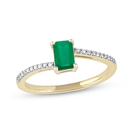 Emerald Ring 1/15 ct tw Diamonds 10K Yellow Gold