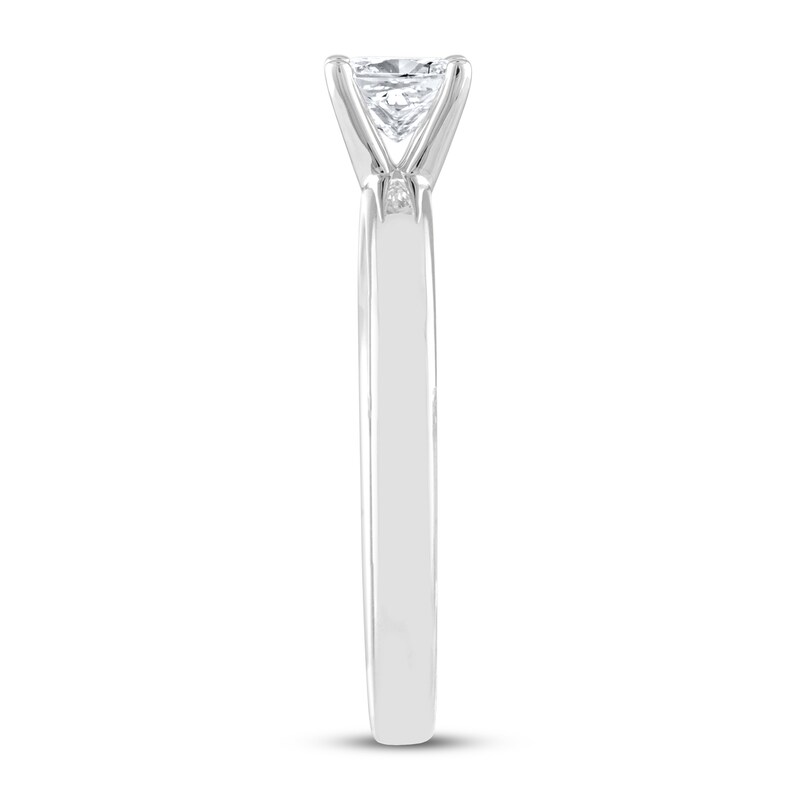 Main Image 3 of THE LEO Diamond Artisan Ring 3/4 Carat Round-cut 14K White Gold