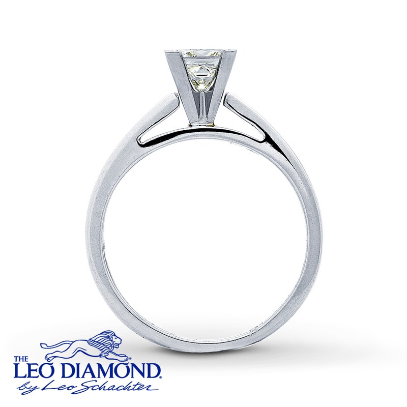 THE LEO Diamond Solitaire Ring 3/4 ct Princess-cut 14K White Gold