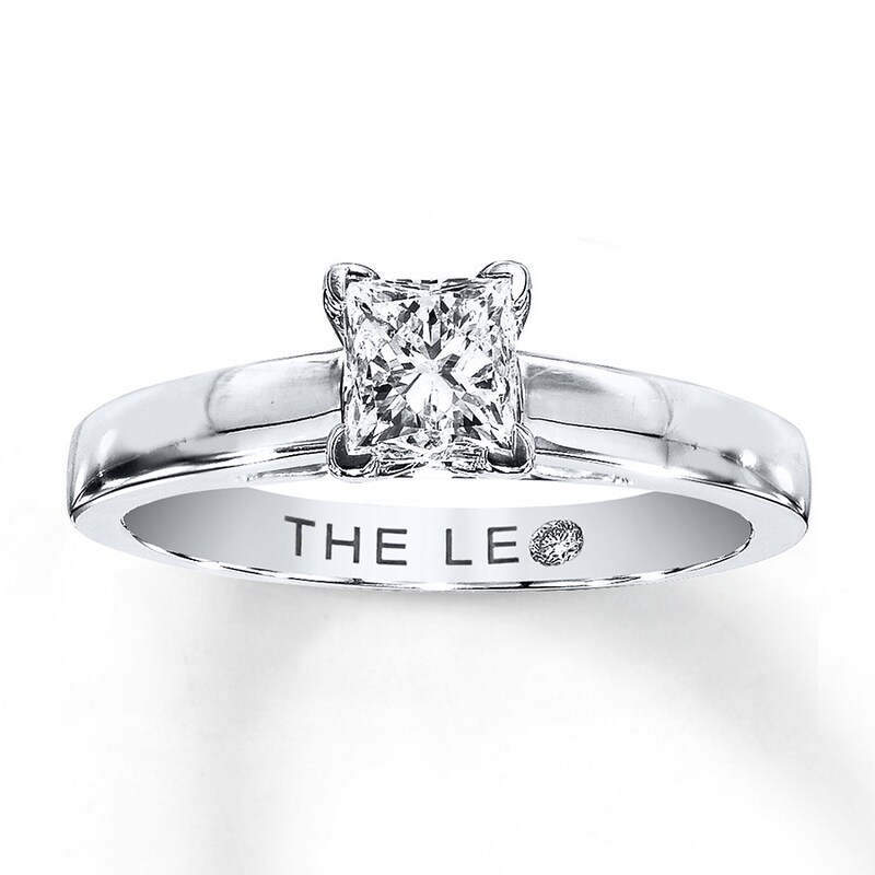 Main Image 1 of THE LEO Diamond 3/4 ct Princess-cut Ring 14K White Gold