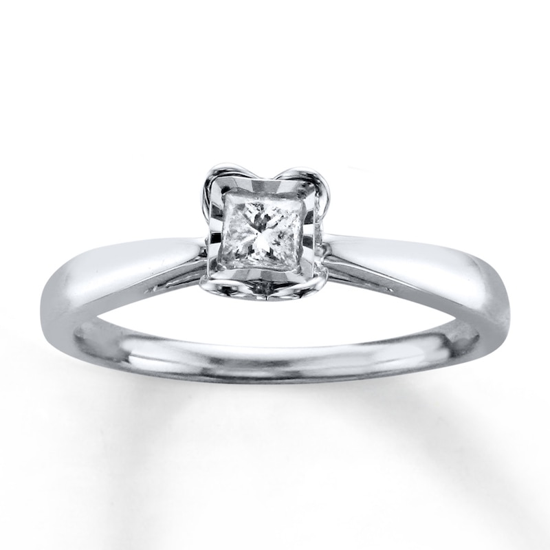 Diamond Ring 1/5 Carat Princess-cut 10K White Gold
