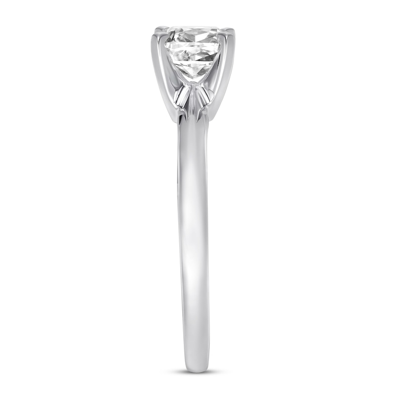 Certified Diamond Solitaire 1 Carat Cushion-cut 14K White Gold (I/I1)