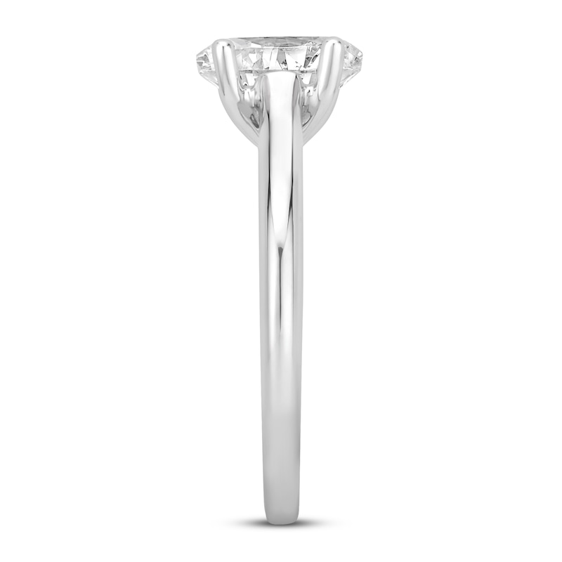 Main Image 3 of Diamond Solitaire Engagement Ring 1-1/2 ct tw Oval-cut 14K White Gold (I/I2)