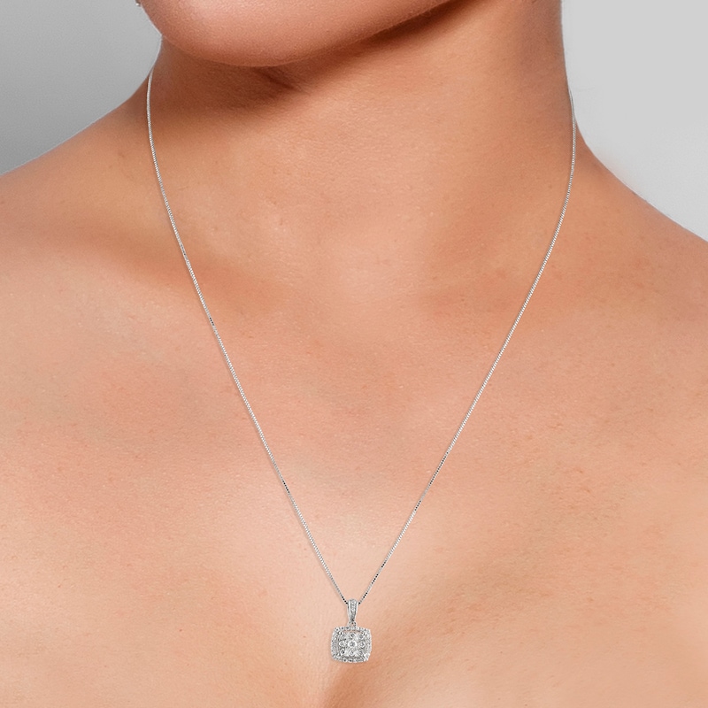 Main Image 3 of Diamond Necklace 1/4 ct tw 10K White Gold 18&quot;