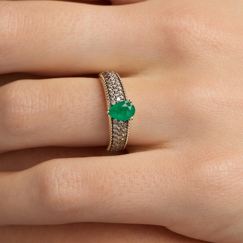 Main Image 2 of Le Vian Pear-Shaped Emerald Ring 3/8 ct tw Diamonds 14K Honey Gold