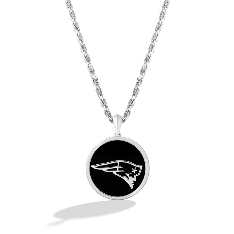 True Fans New England Patriots Onyx Disc Necklace in Sterling Silver