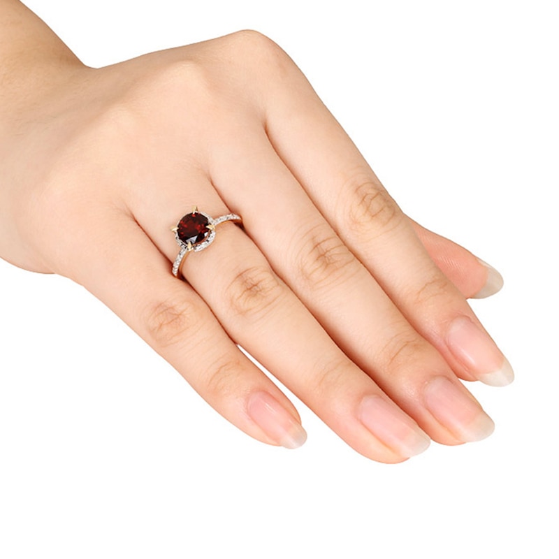 Main Image 3 of Garnet Ring 1/20 ct tw Diamonds 10K Yellow Gold