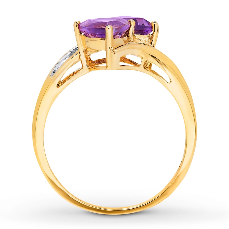 Main Image 2 of Amethyst Ring 1/20 ct tw Diamonds 10K Yellow Gold