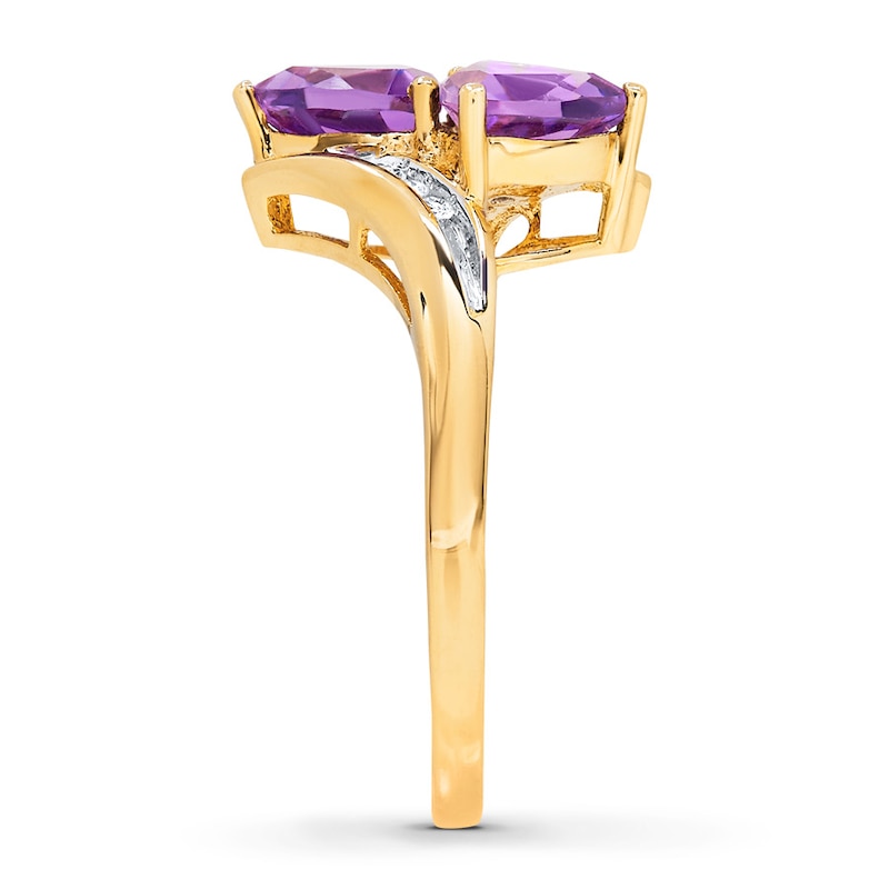 Main Image 3 of Amethyst Ring 1/20 ct tw Diamonds 10K Yellow Gold