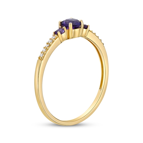 Thumbnail Image 2 of Amethyst & 1/20 ct tw Diamond 3-Stone Ring 10K Yellow Gold