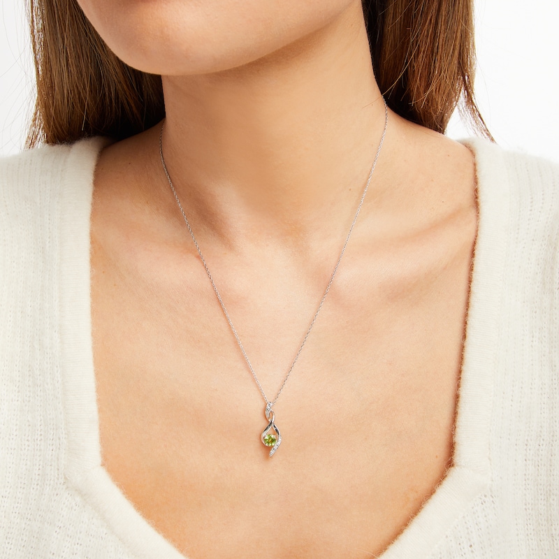 Peridot & Diamond Necklace 10K White Gold 18"