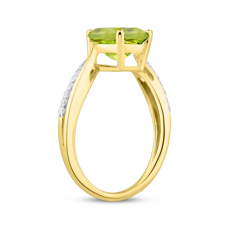 Main Image 2 of Pear-Shaped Peridot & Diamond Ring 1/15 ct tw 10K Yellow Gold