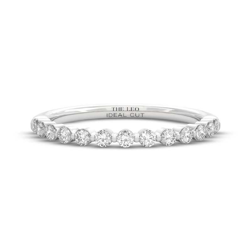 Main Image 3 of THE LEO Ideal Cut Diamond Anniversary Ring 1/4 ct tw 14K White Gold