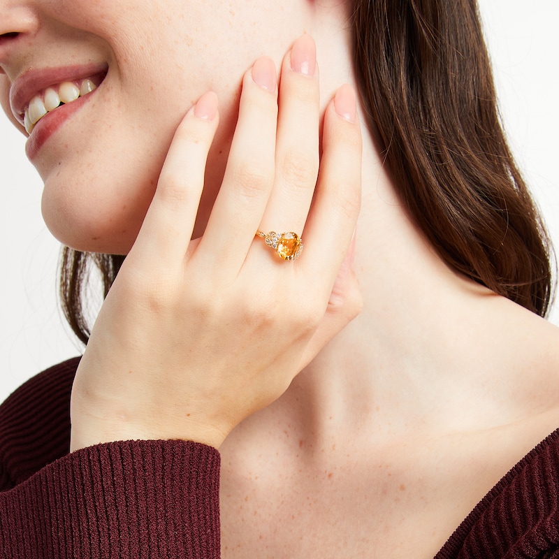 Main Image 3 of Oval-Cut Citrine & Diamond Ring 1/6 ct tw 10K Yellow Gold