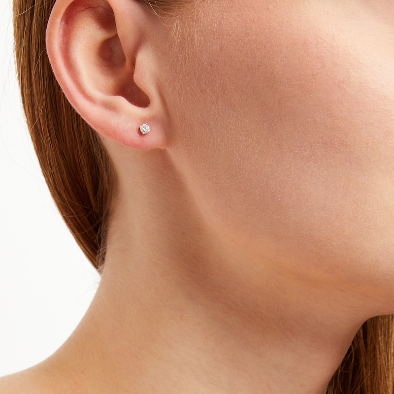 Main Image 3 of Certified Round-Cut Diamond Solitaire Stud Earrings 1/4 ct tw 14K Yellow Gold (I/I1)