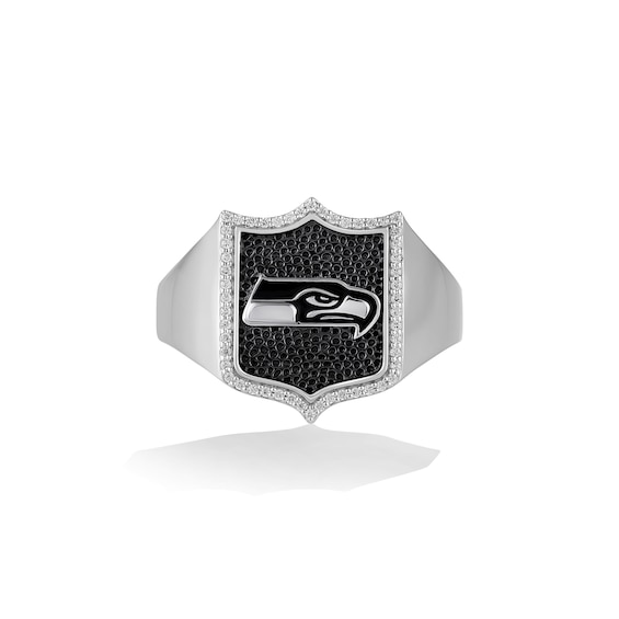 True Fans Seattle Seahawks 1/6 CT. T.W. Diamond and Enamel Shield Ring in Sterling Silver