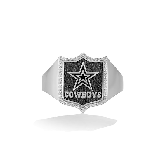 True Fans Dallas Cowboys 1/6 CT. T.W. Diamond and Enamel Shield Ring in Sterling Silver
