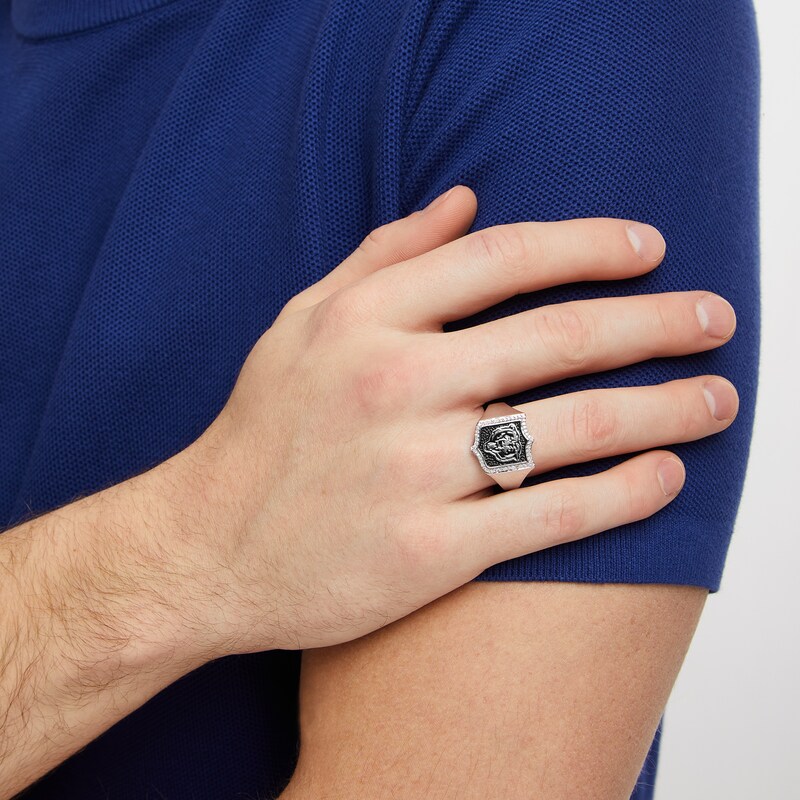 Main Image 4 of True Fans Chicago Bears 1/6 CT. T.W. Diamond and Enamel Shield Ring in Sterling Silver