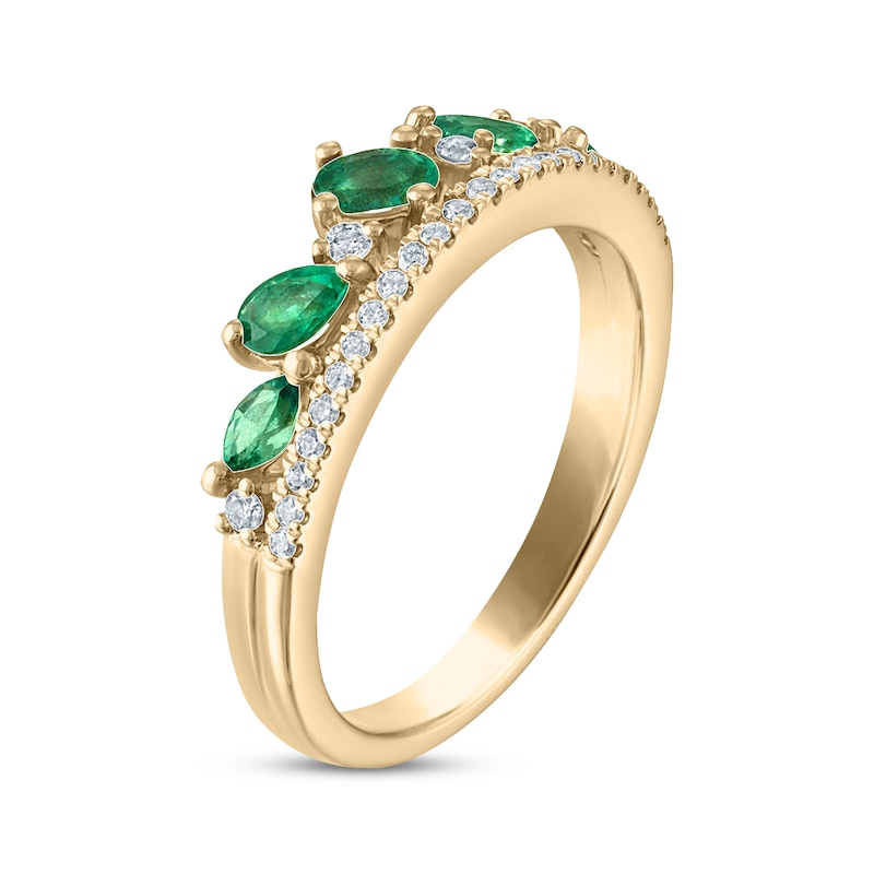 Emerald & Diamond Anniversary Band 1/6 ct tw Round-cut 10K Yellow Gold