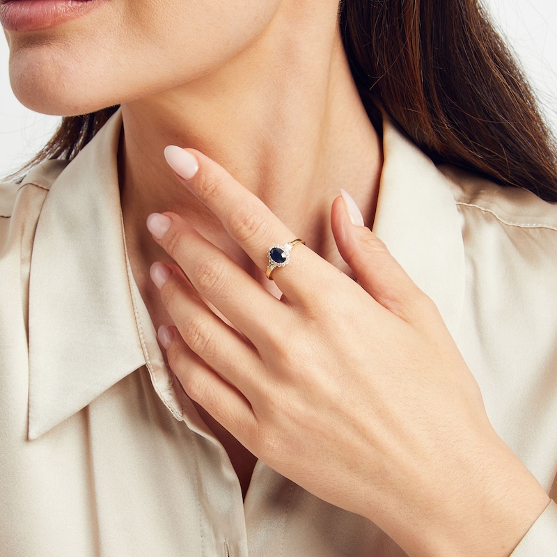 Main Image 3 of Oval-Cut Blue Sapphire & Diamond Ring 1/5 ct tw 10K Yellow Gold