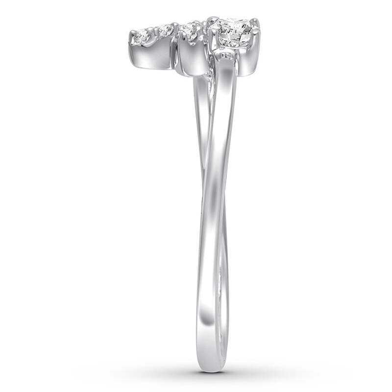 Diamond Ring 1/5 ct tw Round-cut 14K White Gold