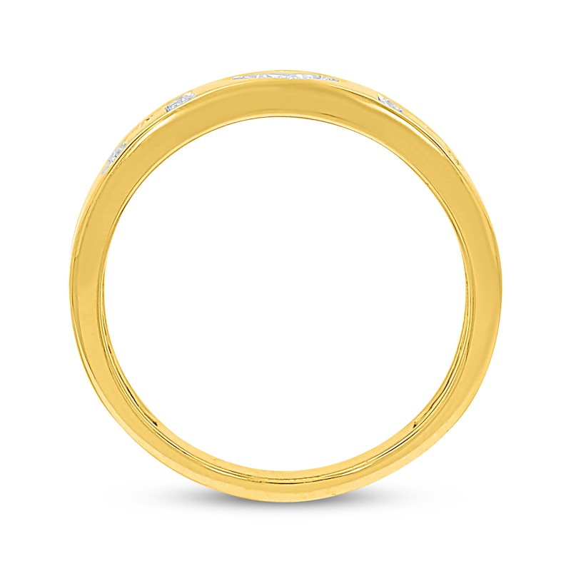 Main Image 3 of Diamond &quot;Mom&quot; Heart Ring 1/5 ct tw 10K Yellow Gold