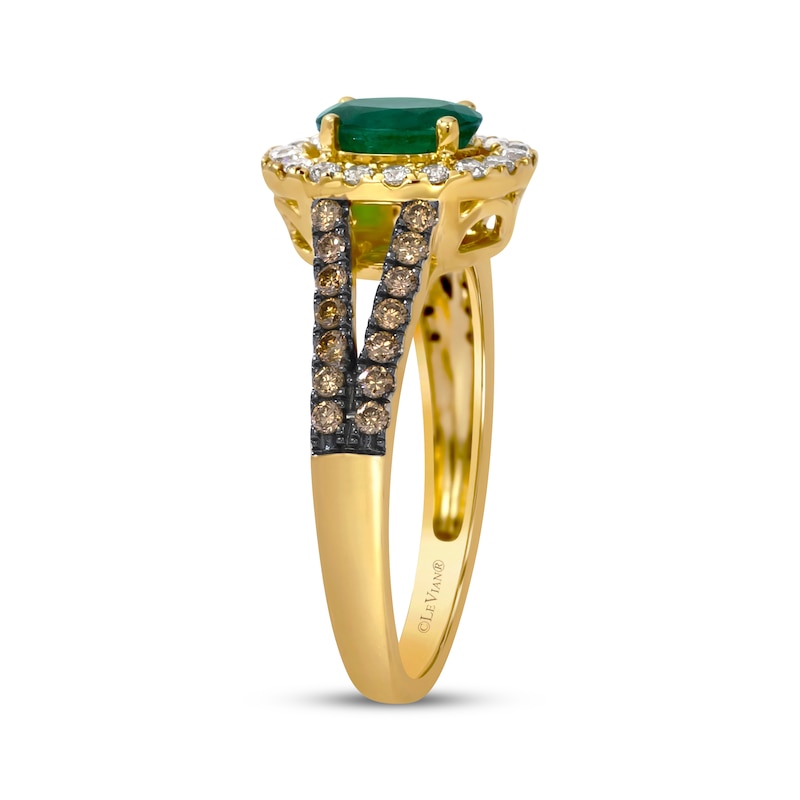 Main Image 2 of Le Vian Oval-Cut Emerald Halo Ring 1/2 ct tw Diamonds 14K Honey Gold