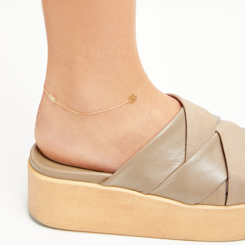 Main Image 3 of Flower Anklet 10K Yellow Gold 10&quot;