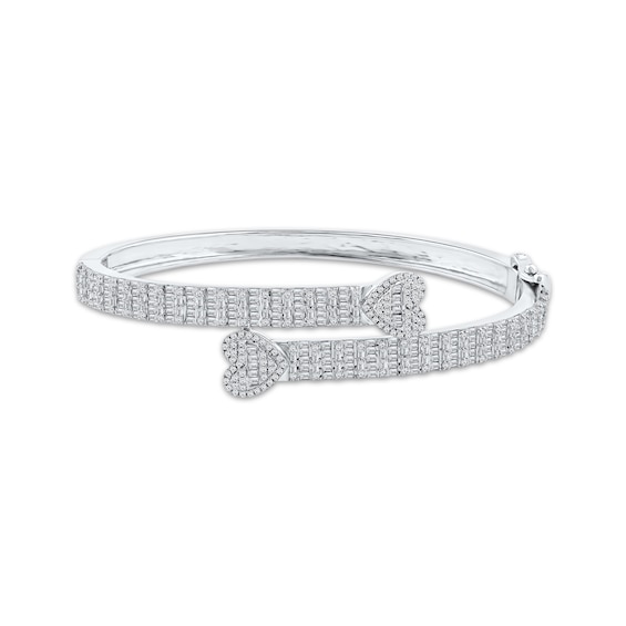 Baguette & Round-Cut Multi-Diamond Heart Bangle Bracelet 2 ct tw 10K White Gold