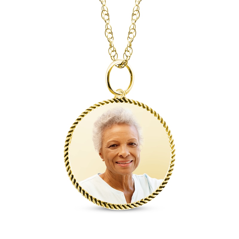 Main Image 1 of Small Round Rope Edge Photo Charm Necklace 10K Yellow Gold 18&quot;