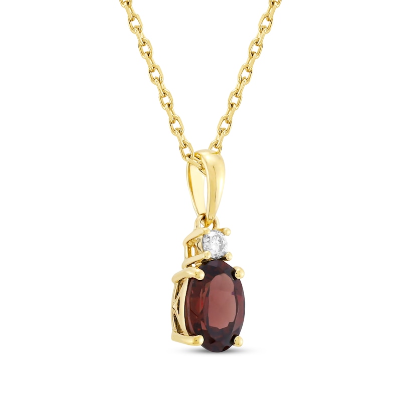 Oval-Cut Garnet & Diamond Necklace 1/20 ct tw 10K Yellow Gold