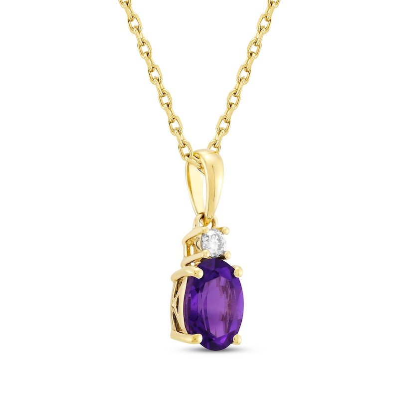 Oval-Cut Amethyst & Diamond Necklace 1/20 ct tw 10K Yellow Gold