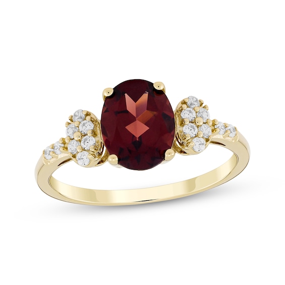 Oval-Cut Garnet & Diamond Ring 1/5 ct tw 10K Yellow Gold