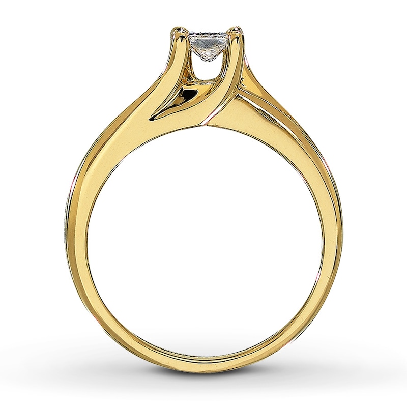 Main Image 2 of Previously Owned Engagement Ring 1/2 ct tw Princess-cut Diamonds 14K Yellow Gold