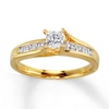 Previously Owned Engagement Ring 1 ct tw Princess-cut Diamonds 14K Yellow Gold