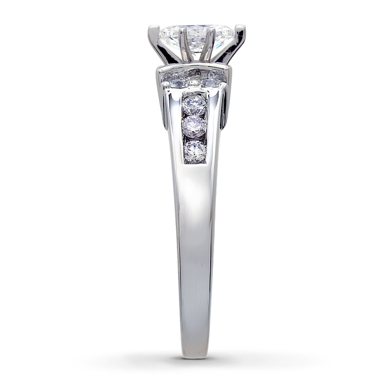 Previously Owned Engagement Ring 3/4 ct tw Marquise & Round-cut Diamonds 14K White Gold