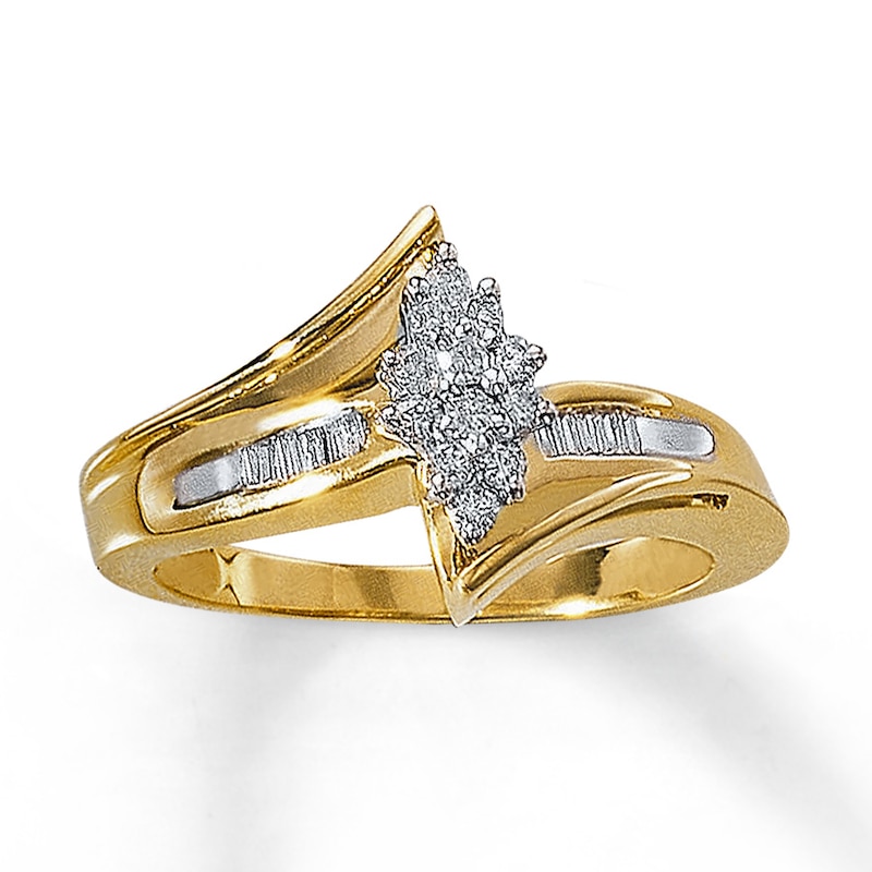 Previously Owned Ring 1/4 ct tw Diamonds 10K Yellow Gold