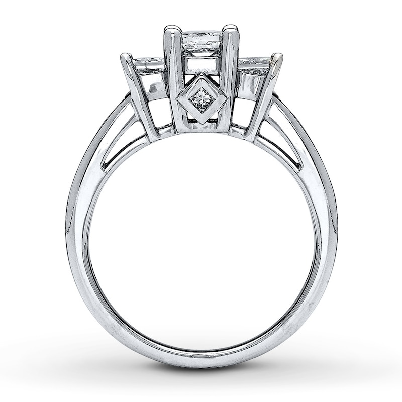 Main Image 2 of Previously Owned Ring 1-1/2 ct tw Diamonds 14K White Gold