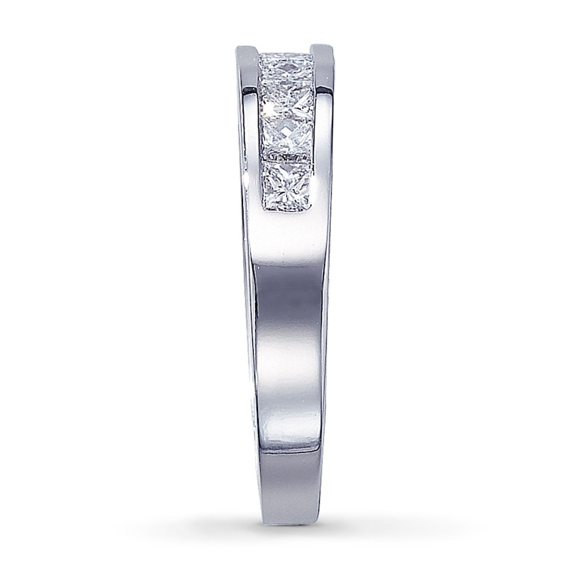 Previously Owned Ring 1 ct tw Diamonds 14K White Gold
