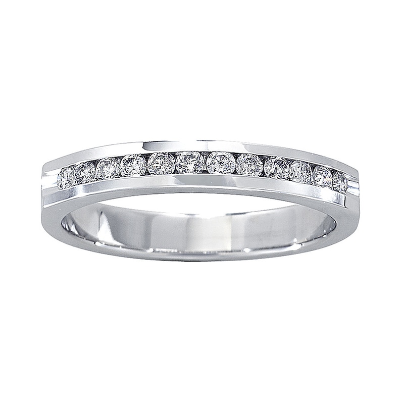 Main Image 1 of Previously Owned Diamond Anniversary Band 1/4 ct tw Round-cut 14K White Gold