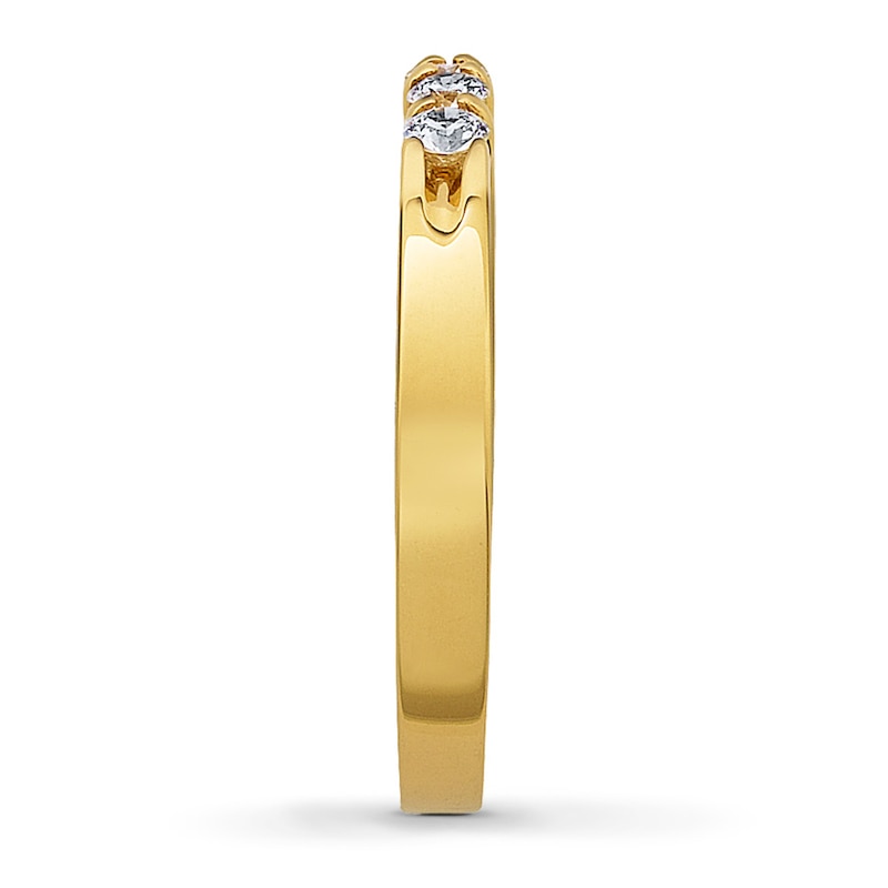 Main Image 3 of Previously Owned Diamond Band 1/4 ct tw 14K Yellow Gold